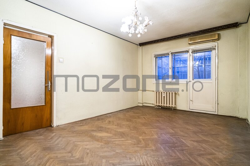 1 Mai nr. 29, 3 camere, 4/10, bloc stradal, c-tie 1980, bucatarie mare, 2 bai